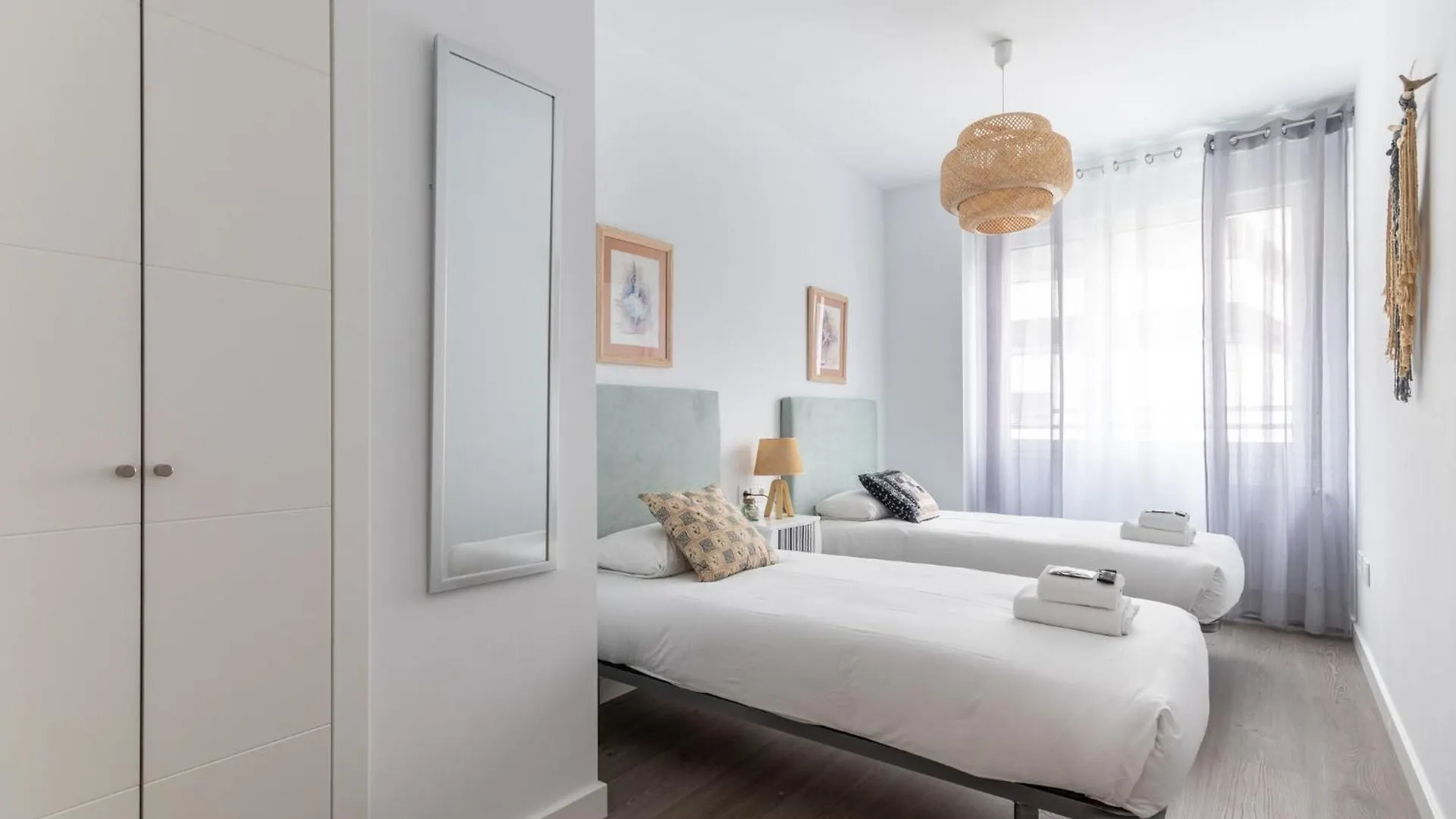 Xirimiri Apartment By People Rentals Bilbao 0*,